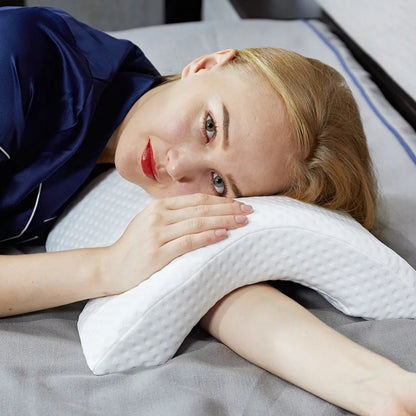 DreamArc™ – Memory Foam Pillow