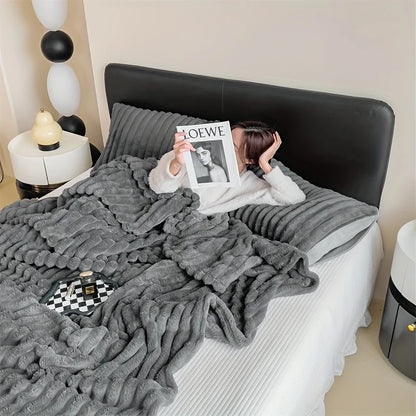 VelvetNest™ Luxe Warm Blanket